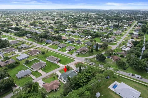 1992 SW Brisbane Street Port St Lucie FL 34984
