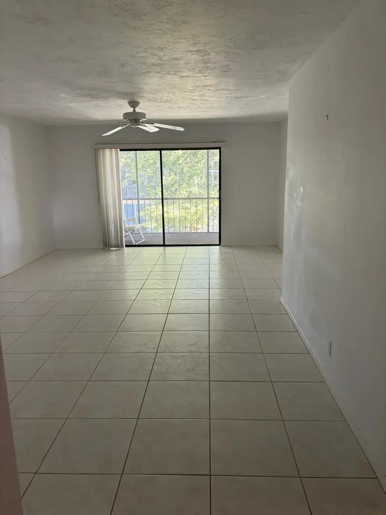 1700 Dover Road Delray Beach FL 33445