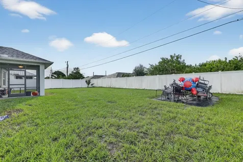 1438 SW Calmar Avenue Port St Lucie FL 34953