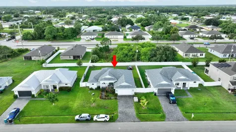1438 SW Calmar Avenue Port St Lucie FL 34953