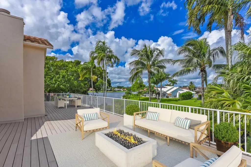 2022 Sunderland Avenue Wellington FL 33414
