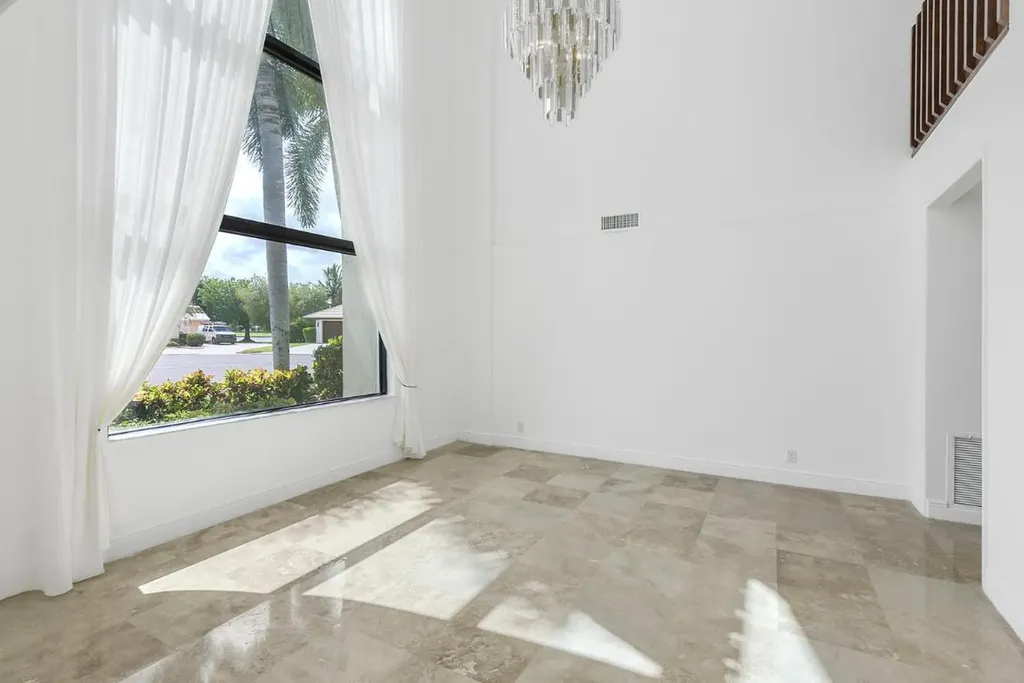 2022 Sunderland Avenue Wellington FL 33414
