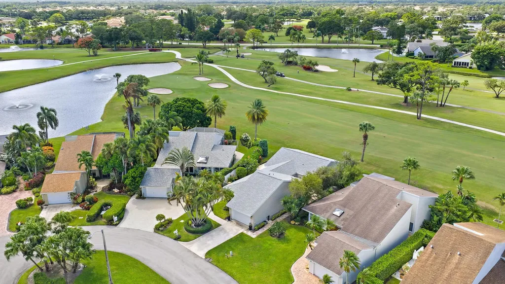 6642 S Pine Court Palm Beach Gardens FL 33418