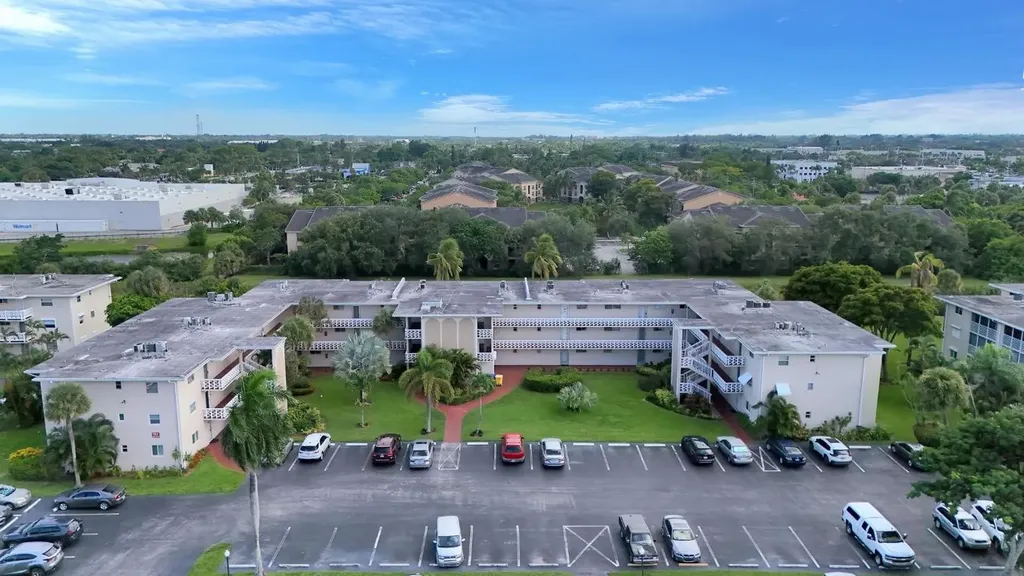 2812 S Garden Drive Lake Worth FL 33461