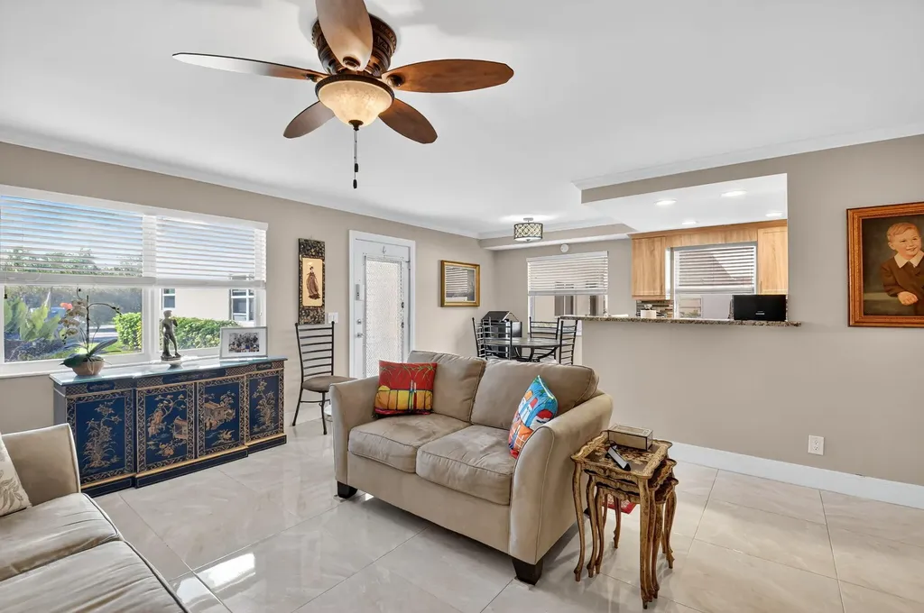 161 Flanders D Delray Beach FL 33484