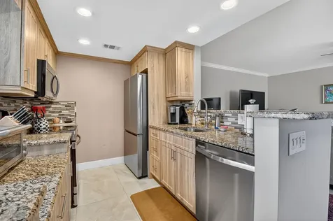 161 Flanders D Delray Beach FL 33484