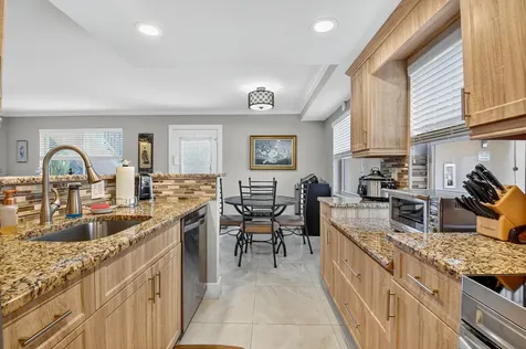 161 Flanders D Delray Beach FL 33484
