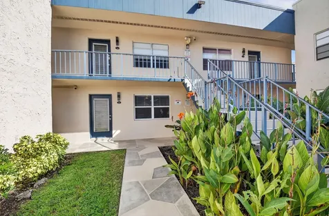 161 Flanders D Delray Beach FL 33484
