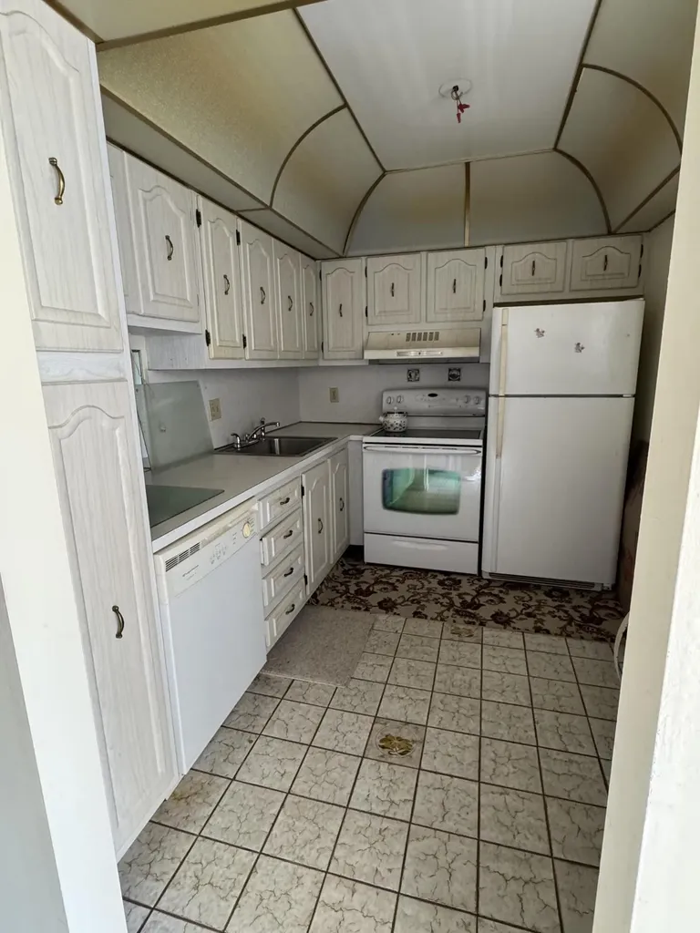 2515 NE 1st Court Boynton Beach FL 33435
