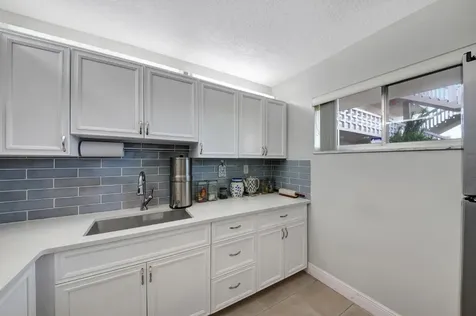 2812 S Garden Drive Lake Worth FL 33461