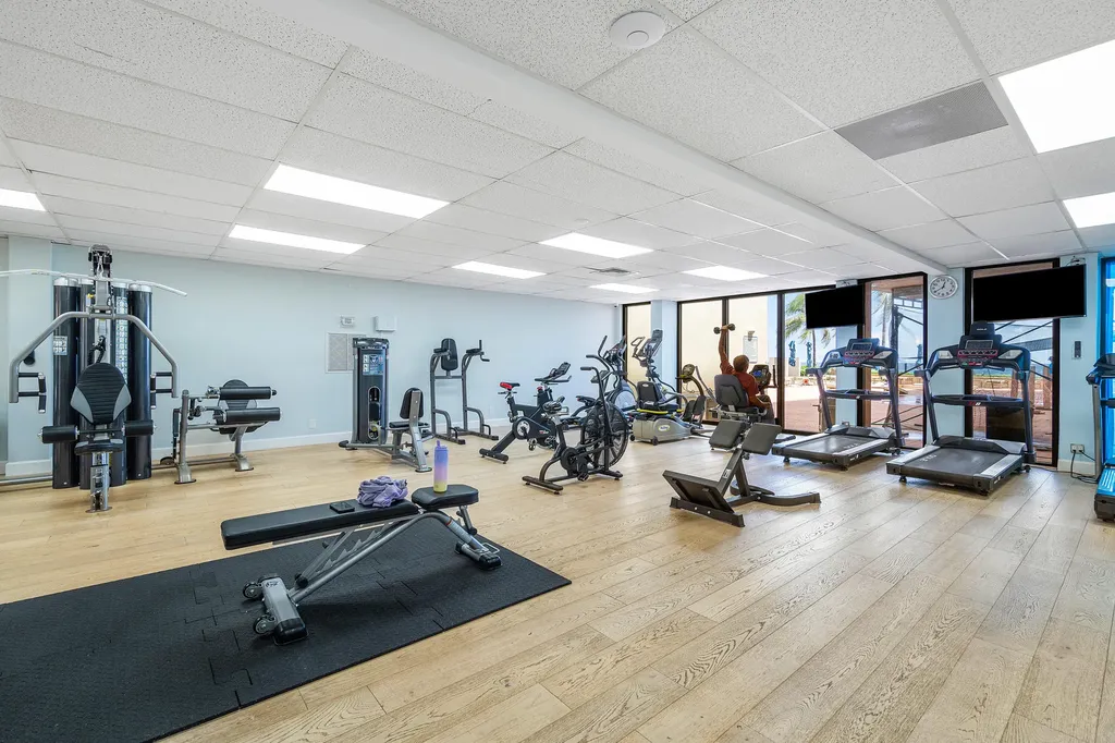 1147 Hillsboro Mile Hillsboro Beach FL 33062