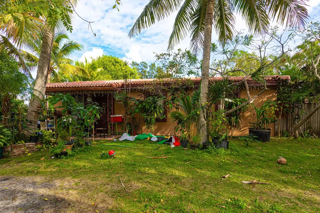 1501 NE 3rd Avenue Delray Beach FL 33444