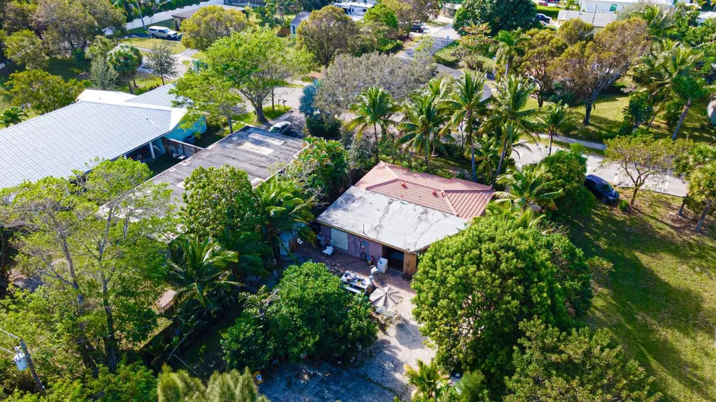 1501 NE 3rd Avenue Delray Beach FL 33444