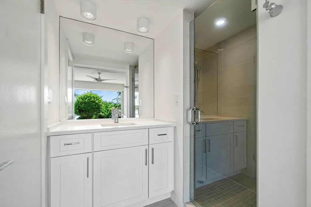 2784 S Ocean Boulevard Palm Beach FL 33480