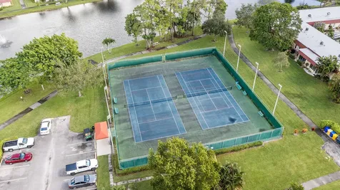 811 Salem Lane Lake Worth FL 33467