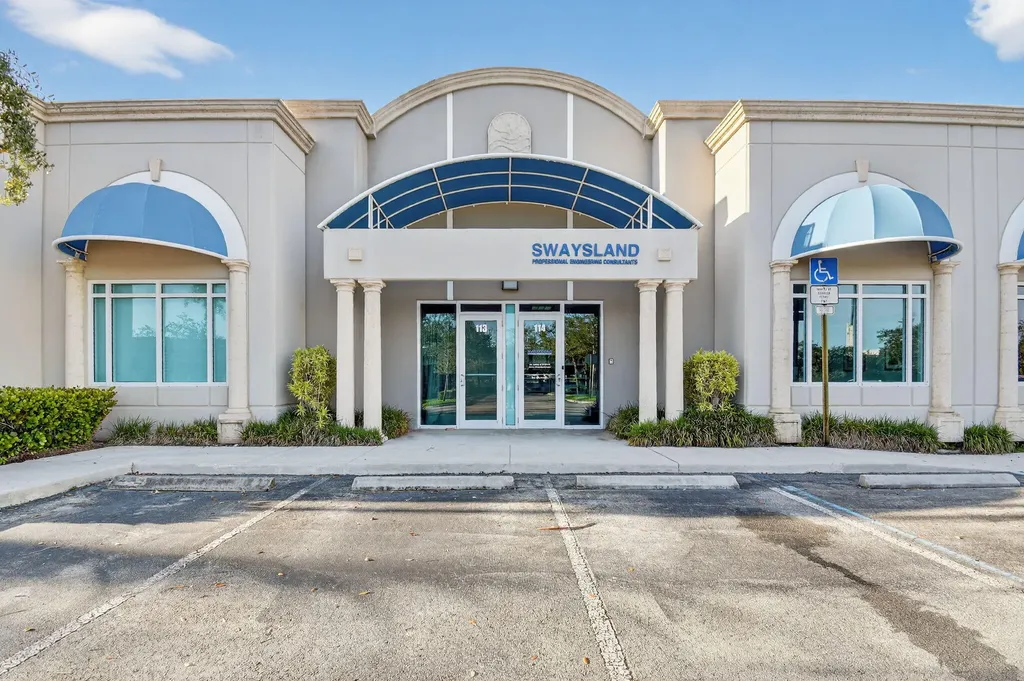 2890 W State Road 84 Fort Lauderdale FL 33312