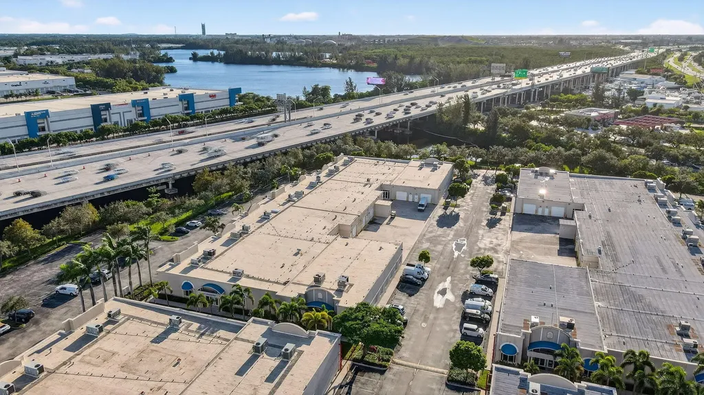 2890 W State Road 84 Fort Lauderdale FL 33312