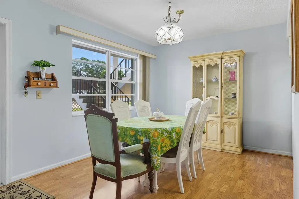 3075 Gardens East Drive Palm Beach Gardens FL 33410