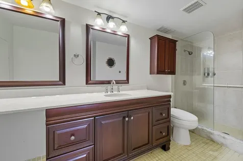 3075 Gardens East Drive Palm Beach Gardens FL 33410