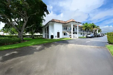 3075 Gardens East Drive Palm Beach Gardens FL 33410