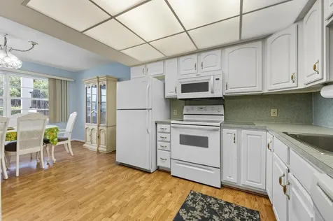 3075 Gardens East Drive Palm Beach Gardens FL 33410