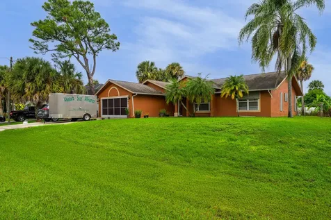 1687 SW Ruiz Terrace Port St Lucie FL 34953