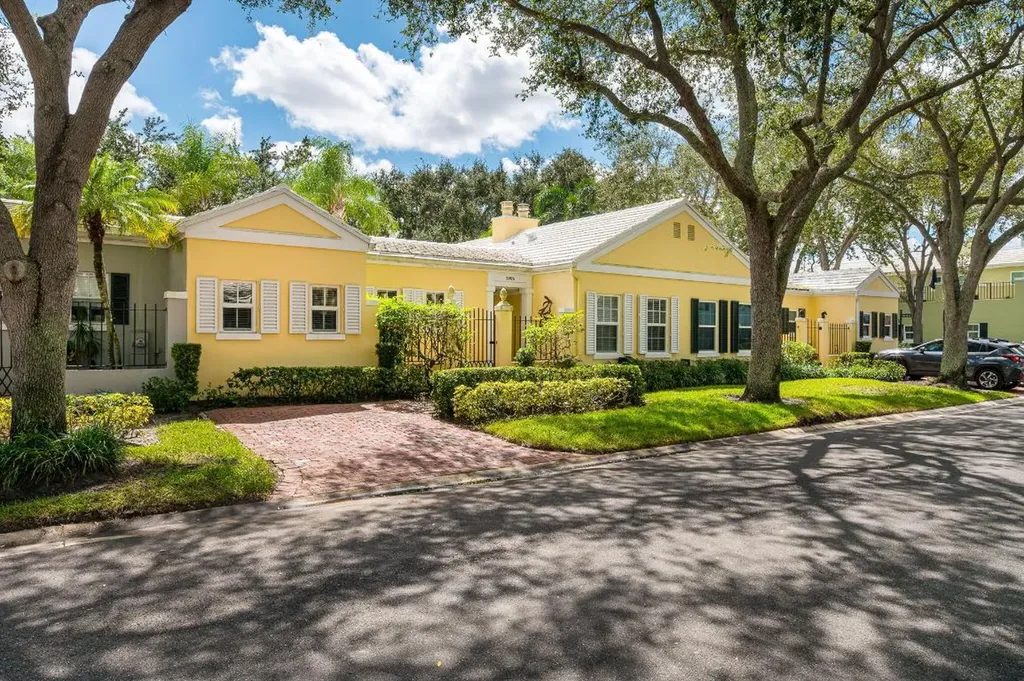 5906 Michaux Street Boca Raton FL 33433