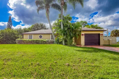 698 SW Todd Avenue Port St Lucie FL 34983