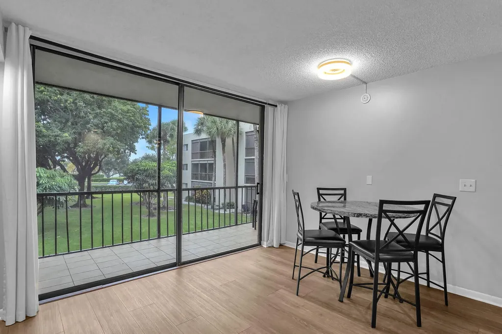 5190 Las Verdes Circle Delray Beach FL 33484