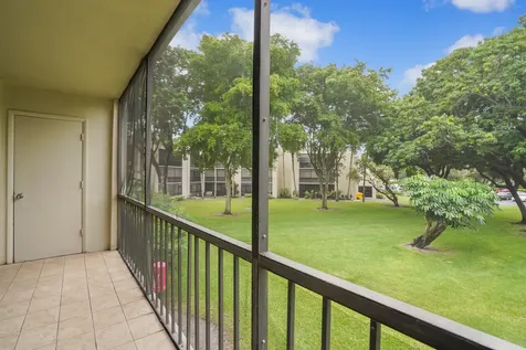 5190 Las Verdes Circle Delray Beach FL 33484