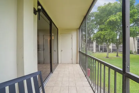 5190 Las Verdes Circle Delray Beach FL 33484