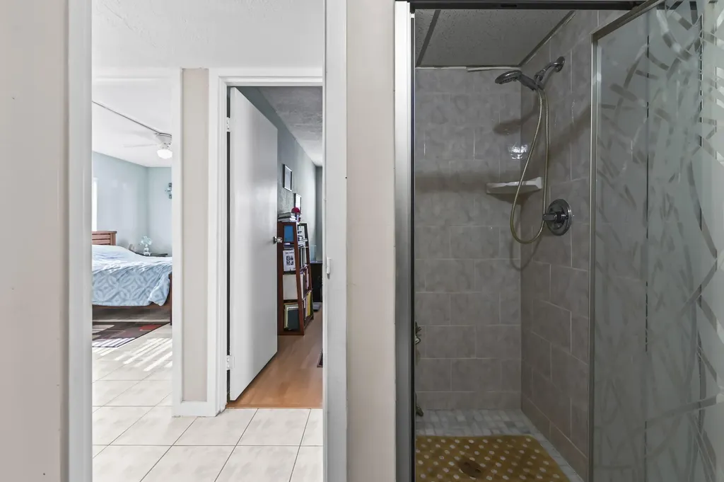 213 Brittany Delray Beach FL 33446