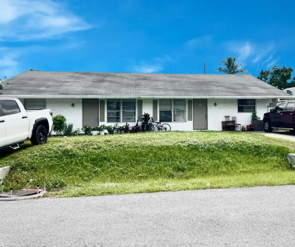 3300 SE Fairmont Street Stuart FL 34997