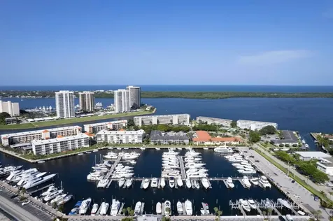 21 Yacht Club Drive North Palm Beach FL 33408