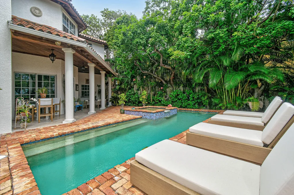 201 Avila Road West Palm Beach FL 33405