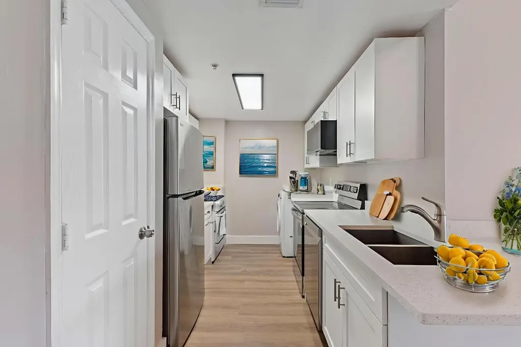 2060 Greenview Shores Boulevard Wellington FL 33414