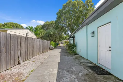 3101 Glenwood Road West Palm Beach FL 33405