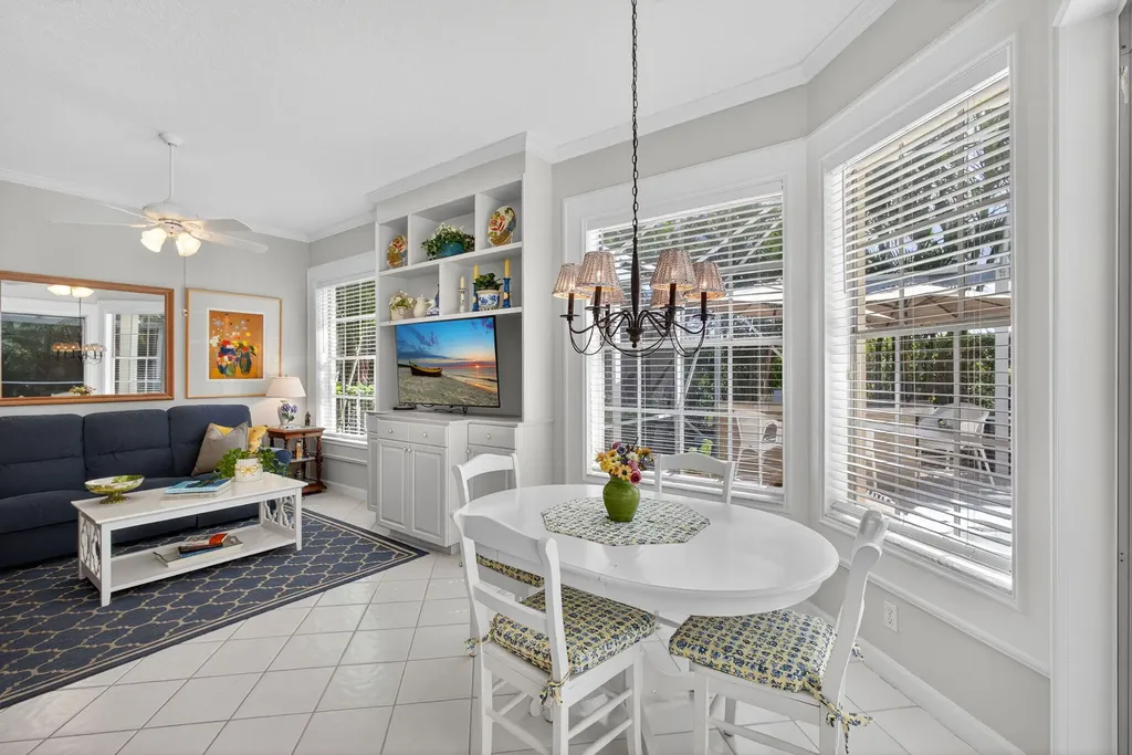8784 Lakes Boulevard West Palm Beach FL 33412