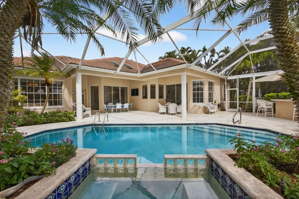 8784 Lakes Boulevard West Palm Beach FL 33412