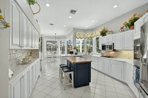 8784 Lakes Boulevard West Palm Beach FL 33412