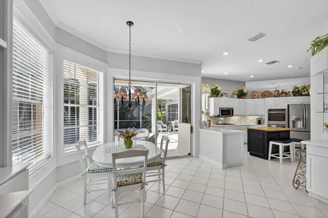 8784 Lakes Boulevard West Palm Beach FL 33412