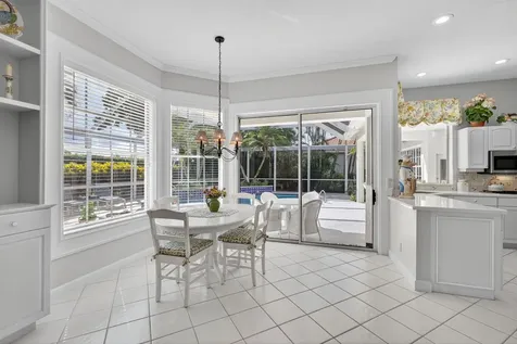 8784 Lakes Boulevard West Palm Beach FL 33412