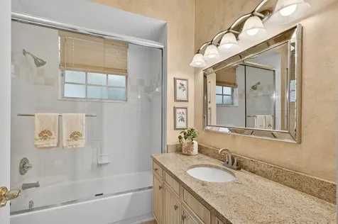 8784 Lakes Boulevard West Palm Beach FL 33412