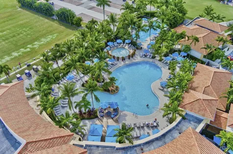 8784 Lakes Boulevard West Palm Beach FL 33412