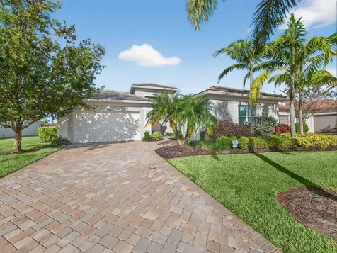 11882 SW Marigold Lakes Drive Port St Lucie FL 34987
