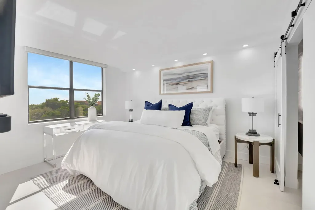 600 Egret Circle Delray Beach FL 33444
