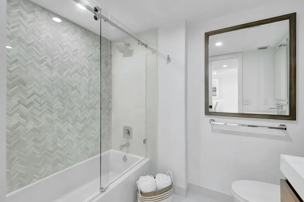 600 Egret Circle Delray Beach FL 33444