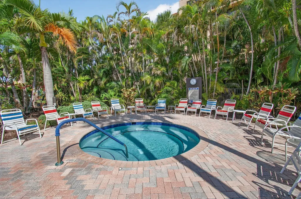 600 Egret Circle Delray Beach FL 33444