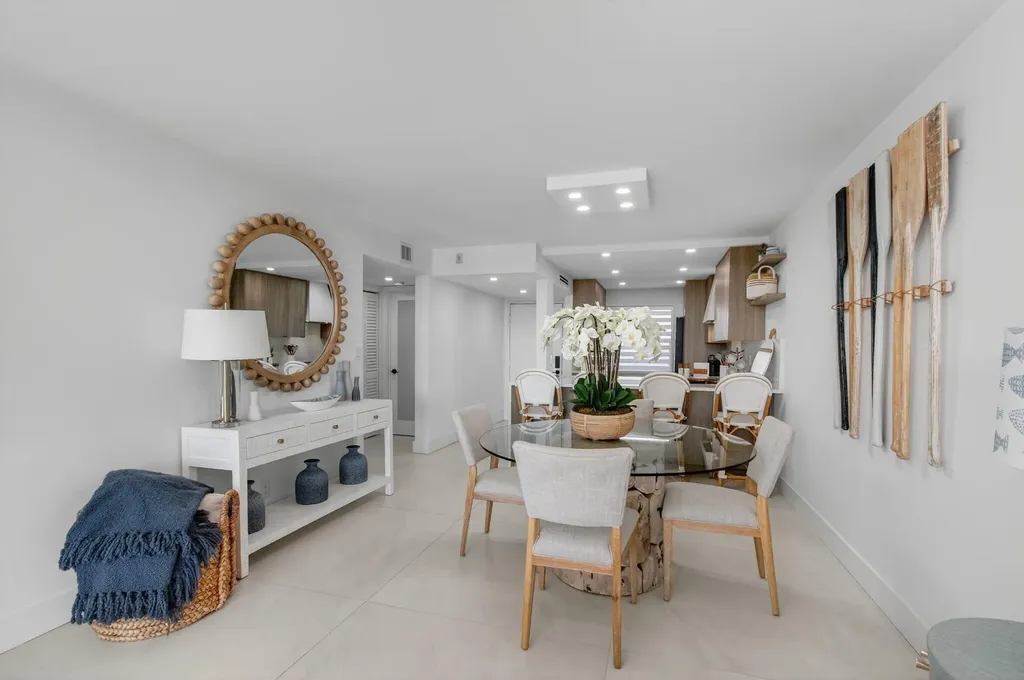 600 Egret Circle Delray Beach FL 33444
