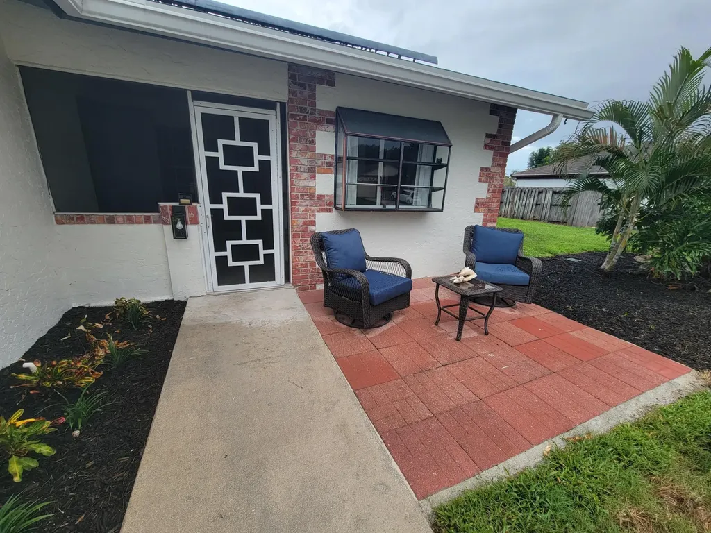 104 Arrowhead Circle Jupiter FL 33458